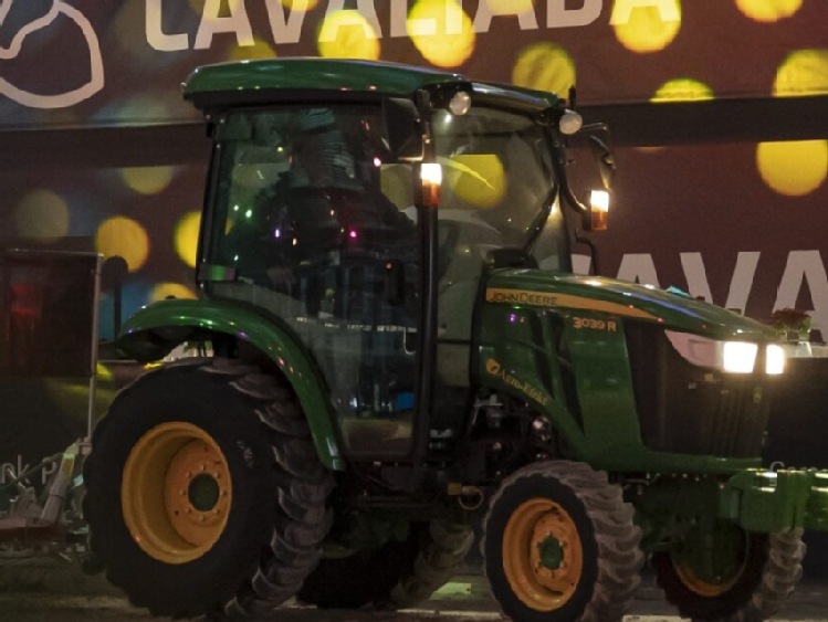 Maszyny John Deere ważnym wsparciem CAVALIADA Tour 2021